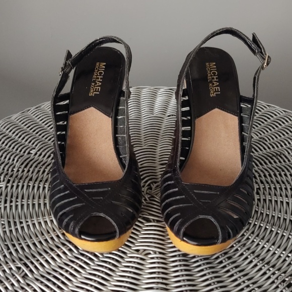 Michael kors 7 1/2 medium 3 3/4 inch heel - Picture 4 of 7